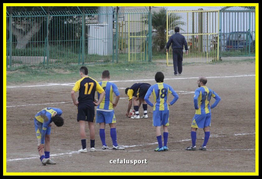 111210 Futura 218_tn.jpg